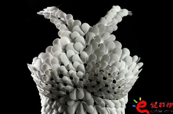 3d打印服裝 升級2.0版3D打印Kinematic Petals連衣裙誕生_3D打印服務公司