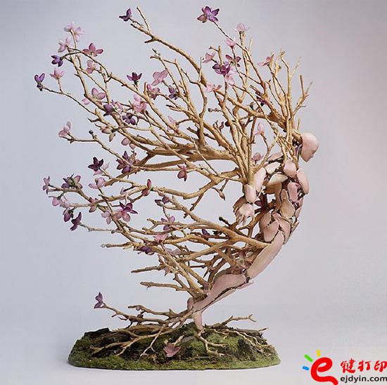 3d打印藝術(shù)品,3d打印作品,3d打印工藝品,3d打印藝術(shù)雕塑,3d打印藝術(shù),3D打印服務(wù) 3D打印有多神奇？這個(gè)話題一直被大家能津津樂道的談?wù)撝４鸢钙鋵?shí)也簡(jiǎn)單，那就是3D打印擁有無限可能。本文有藝術(shù)家用3D打印樹木來詮釋一年四季的變化。一起來看看。